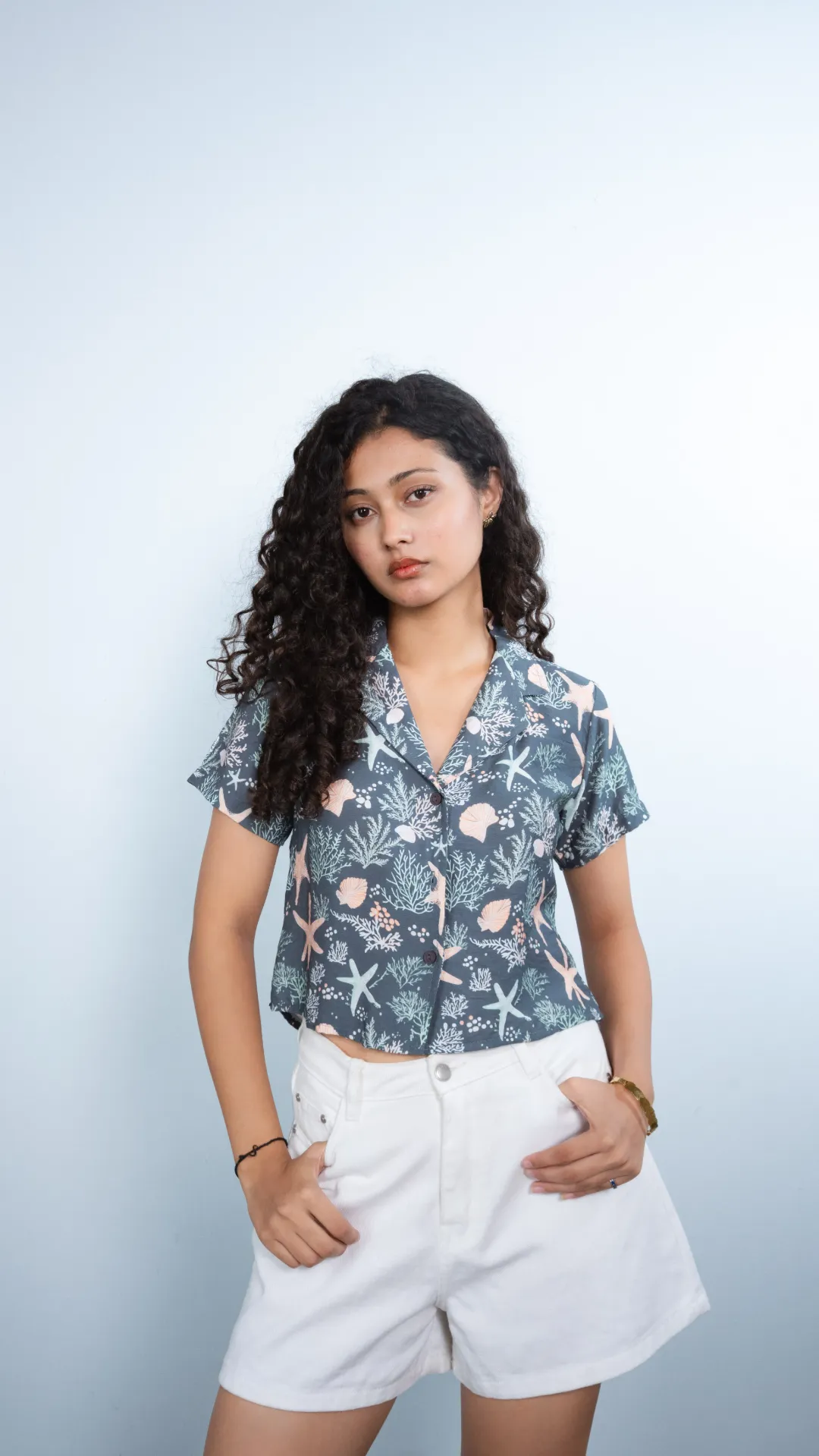 HB SS26-247 CORAL CROP SHIRT